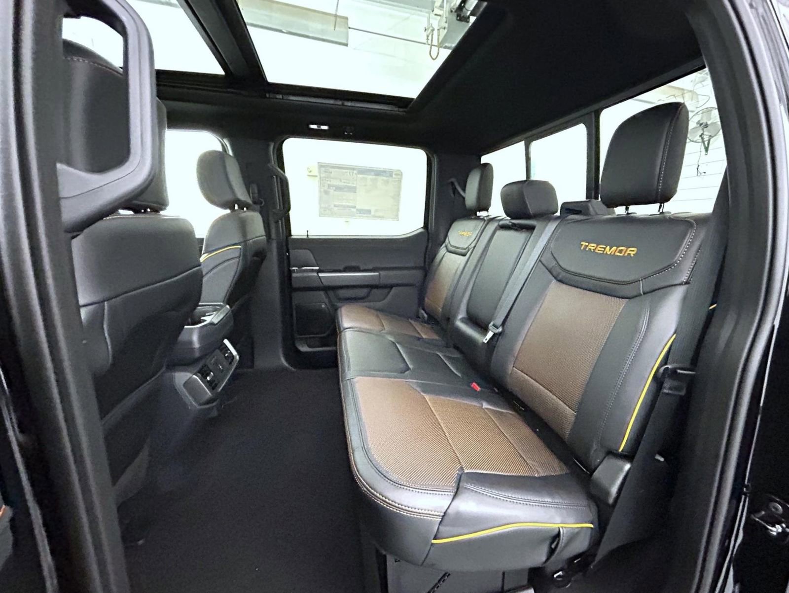 New 2025 Ford F150 Tremor w/ Equipment Group 402A High image 19