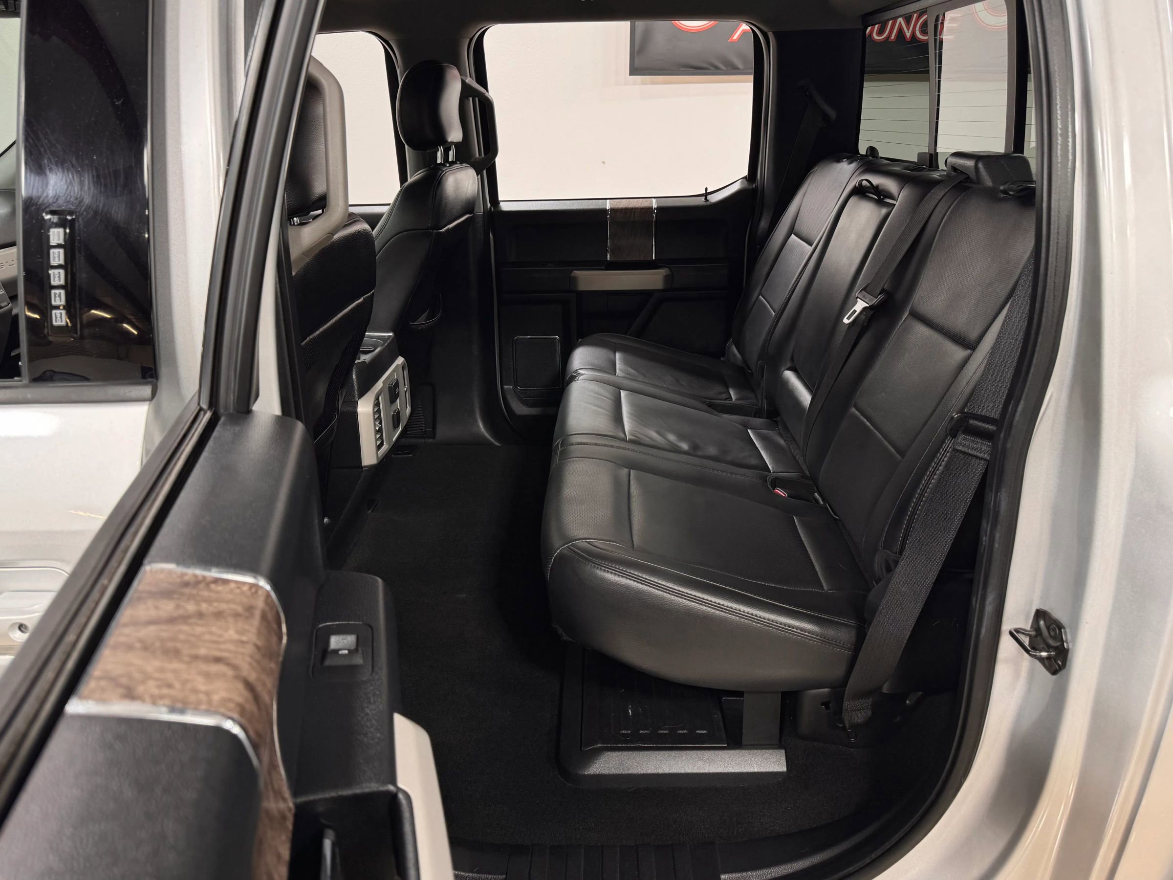 Used 2017 Ford F350 Lariat w/ Lariat Value Package image 16