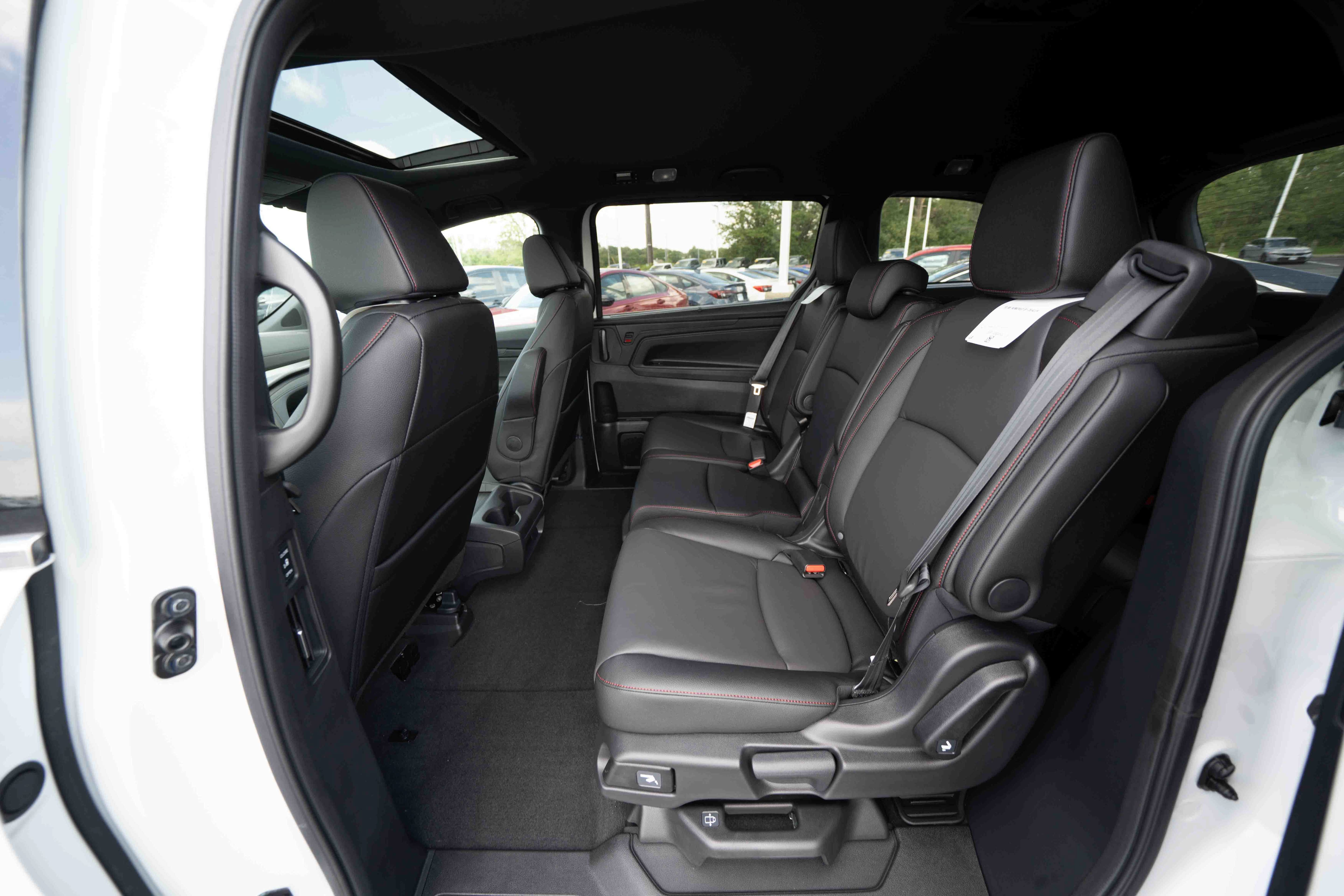 New 2026 Honda Odyssey Sport-L image 23