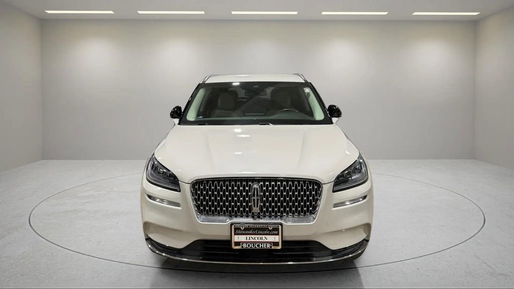 Certified 2021 Lincoln Corsair AWD w/ Equipment Group 101A image 16
