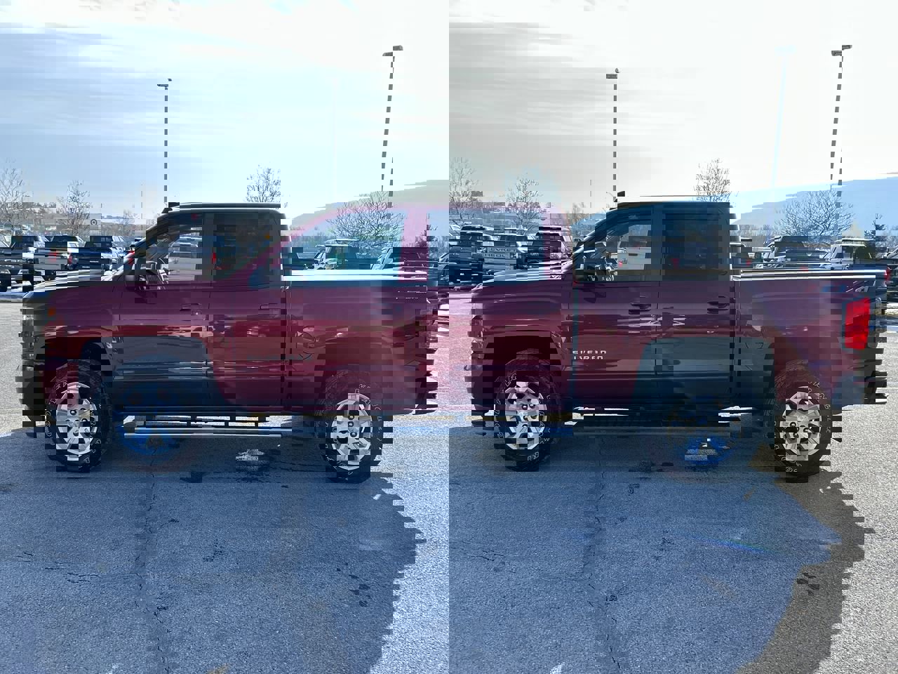 Used 2018 Chevrolet Silverado 1500 LT w/ All Star Edition image 4