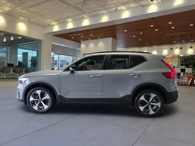 New 2026 Volvo XC40 B5 Plus w/ Protection Package Premier AWD/4WD image 2