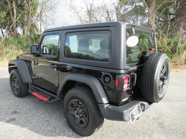Used 2021 Jeep Wrangler Sport image 5