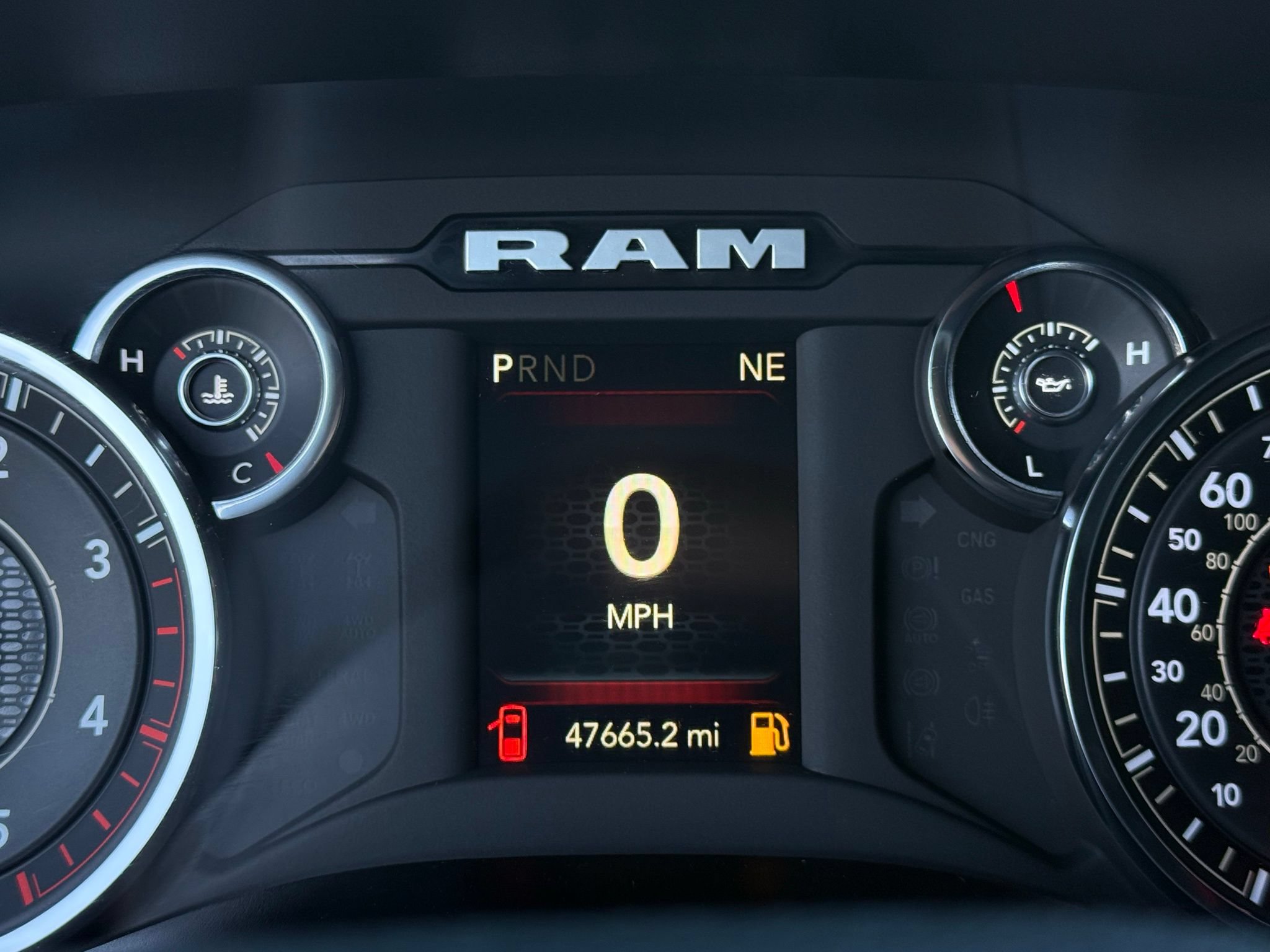Used 2024 RAM 3500 SLT w/ Quick Order Package 2YG SLT AWD/4WD image 48