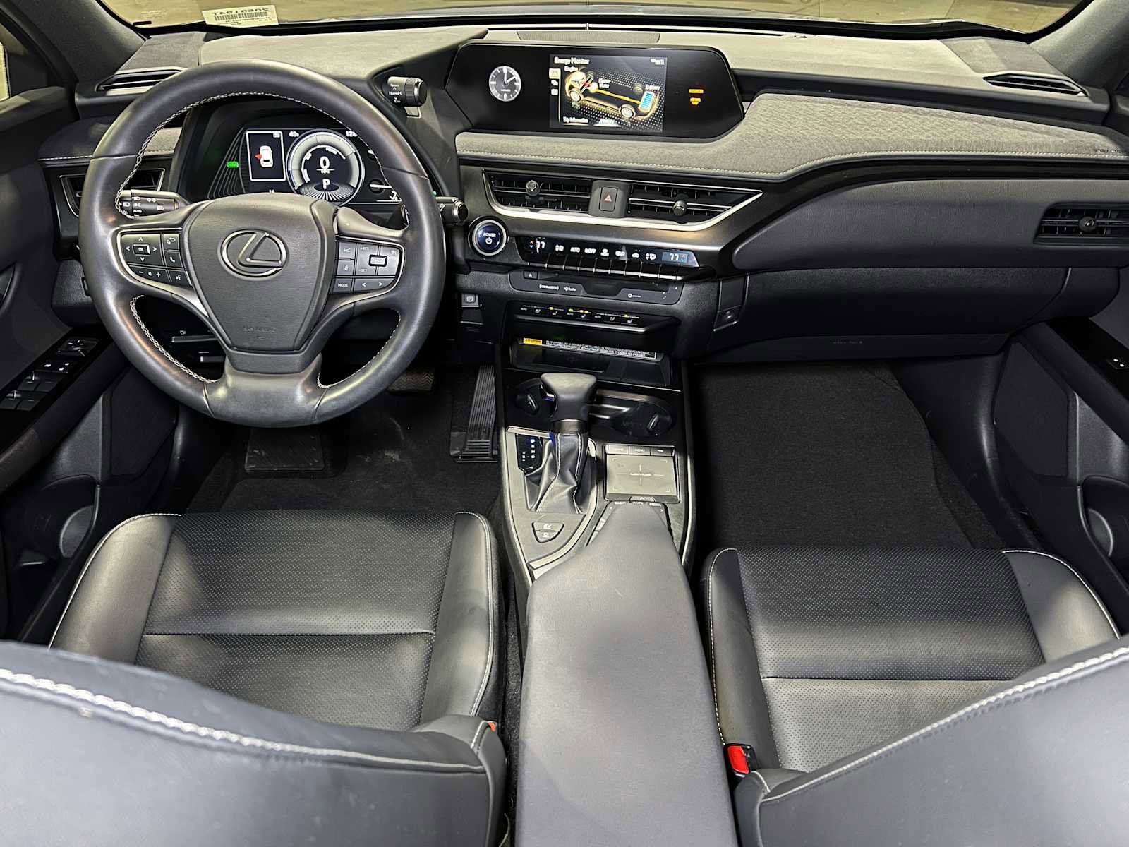 Used 2021 Lexus UX 250h w/ Premium Package image 40