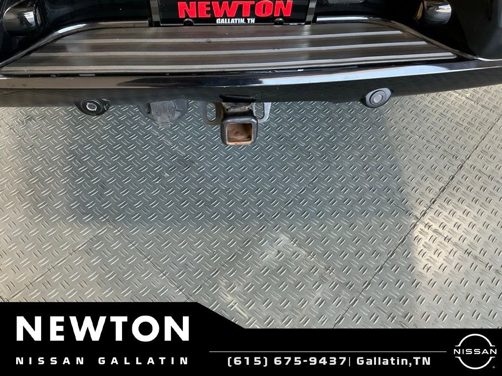 Used 2013 Chevrolet Avalanche LS w/ All-Star Edition RWD image 8