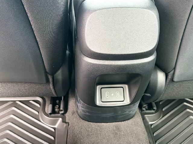 New 2026 Hyundai Elantra SE FWD image 24
