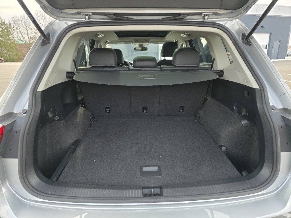 Used 2023 Volkswagen Tiguan SE AWD/4WD image 14