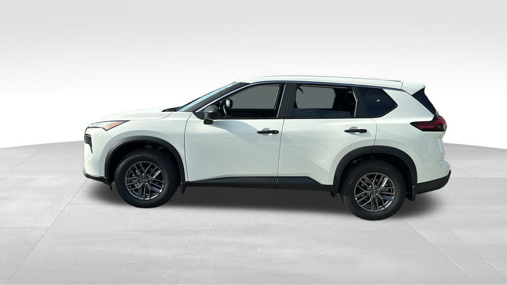 Certified 2025 Nissan Rogue S AWD/4WD image 4