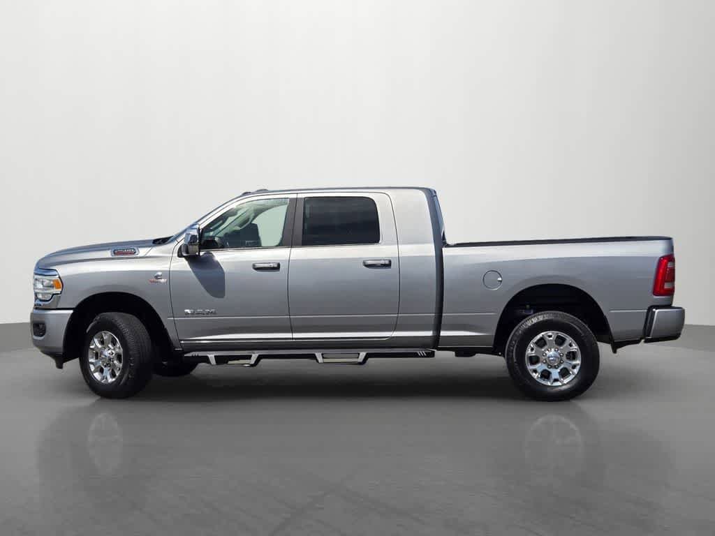 Used 2023 RAM 2500 Laramie AWD/4WD image 3