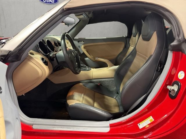 Used 2007 Pontiac Solstice Convertible w/ Premium Package RWD image 6