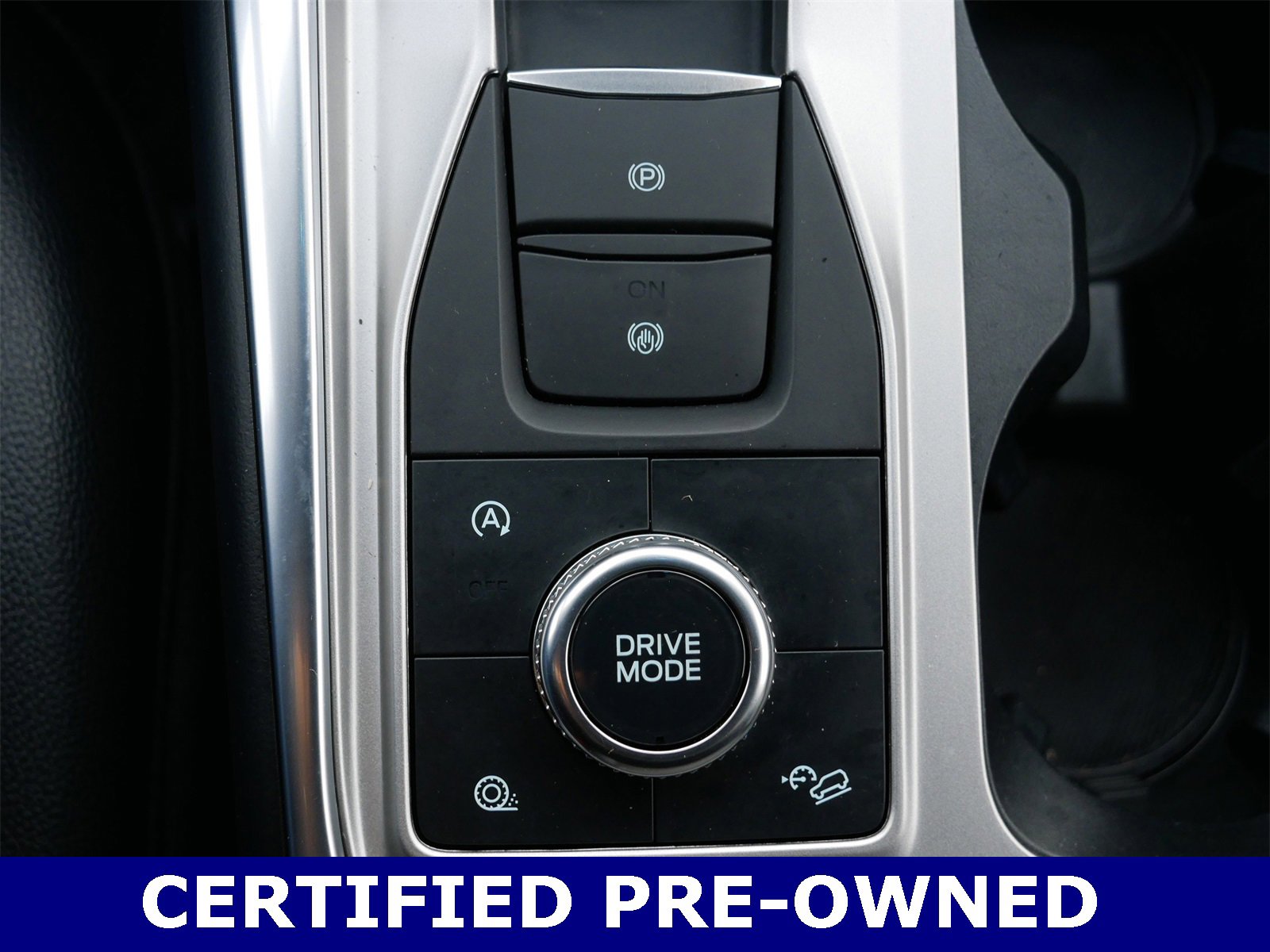 Certified 2020 Ford Explorer XLT w/ Equipment Group 202A image 27