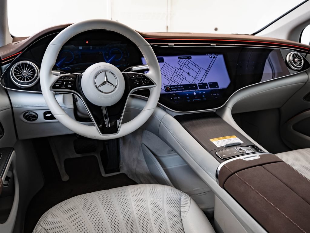 Certified 2023 Mercedes-Benz EQS 580 4MATIC Sedan image 4