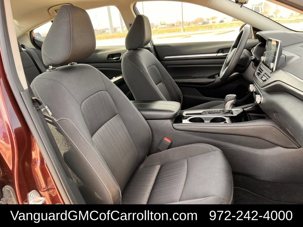 Used 2023 Nissan Altima 2.5 SV image 25