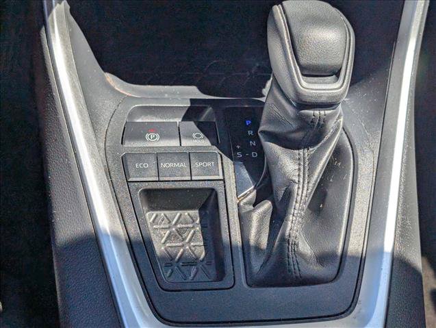 Certified 2019 Toyota RAV4 LE FWD image 11