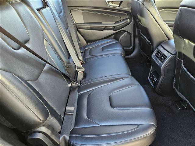 Used 2022 Ford Edge Titanium image 18