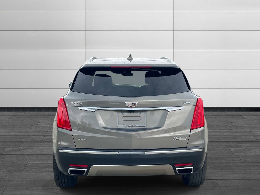 Used 2019 Cadillac XT5 Platinum AWD/4WD image 4