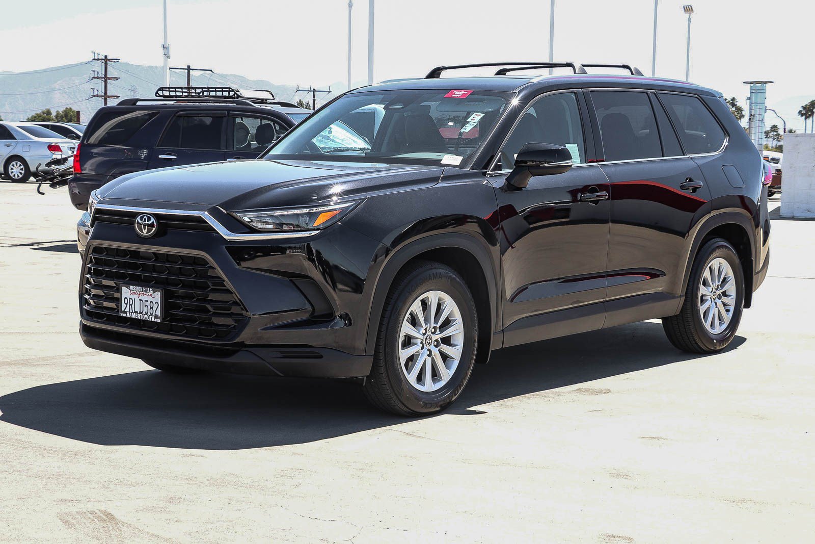 Certified 2024 Toyota Grand Highlander FWD image 3