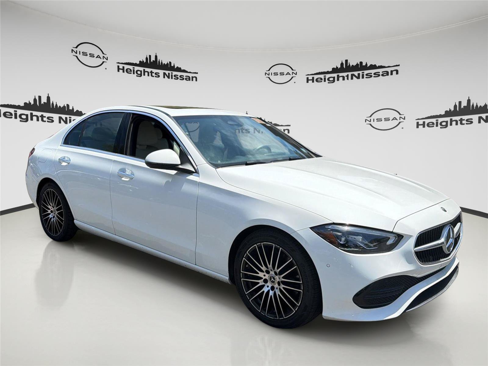 Used 2025 Mercedes-Benz C 300 4MATIC Sedan image 6