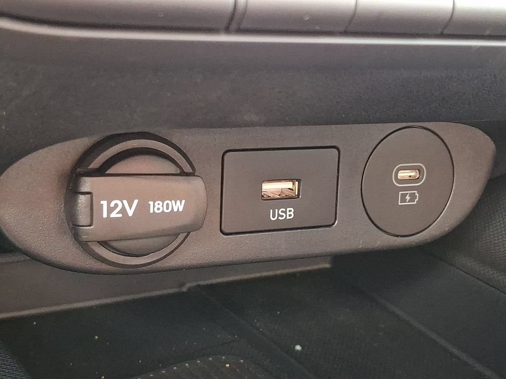 Used 2026 Hyundai Elantra SEL Sport Premium FWD image 27