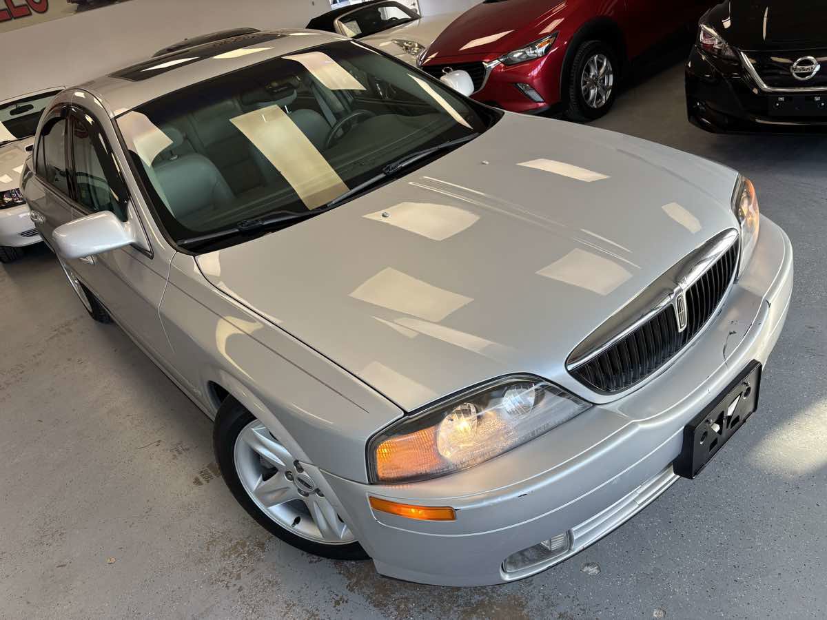 Used 2000 Lincoln LS image 8
