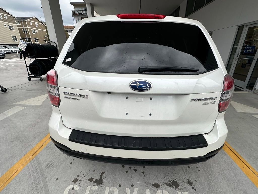 Used 2015 Subaru Forester 2.5i Premium w/ All-Weather Package AWD/4WD image 6