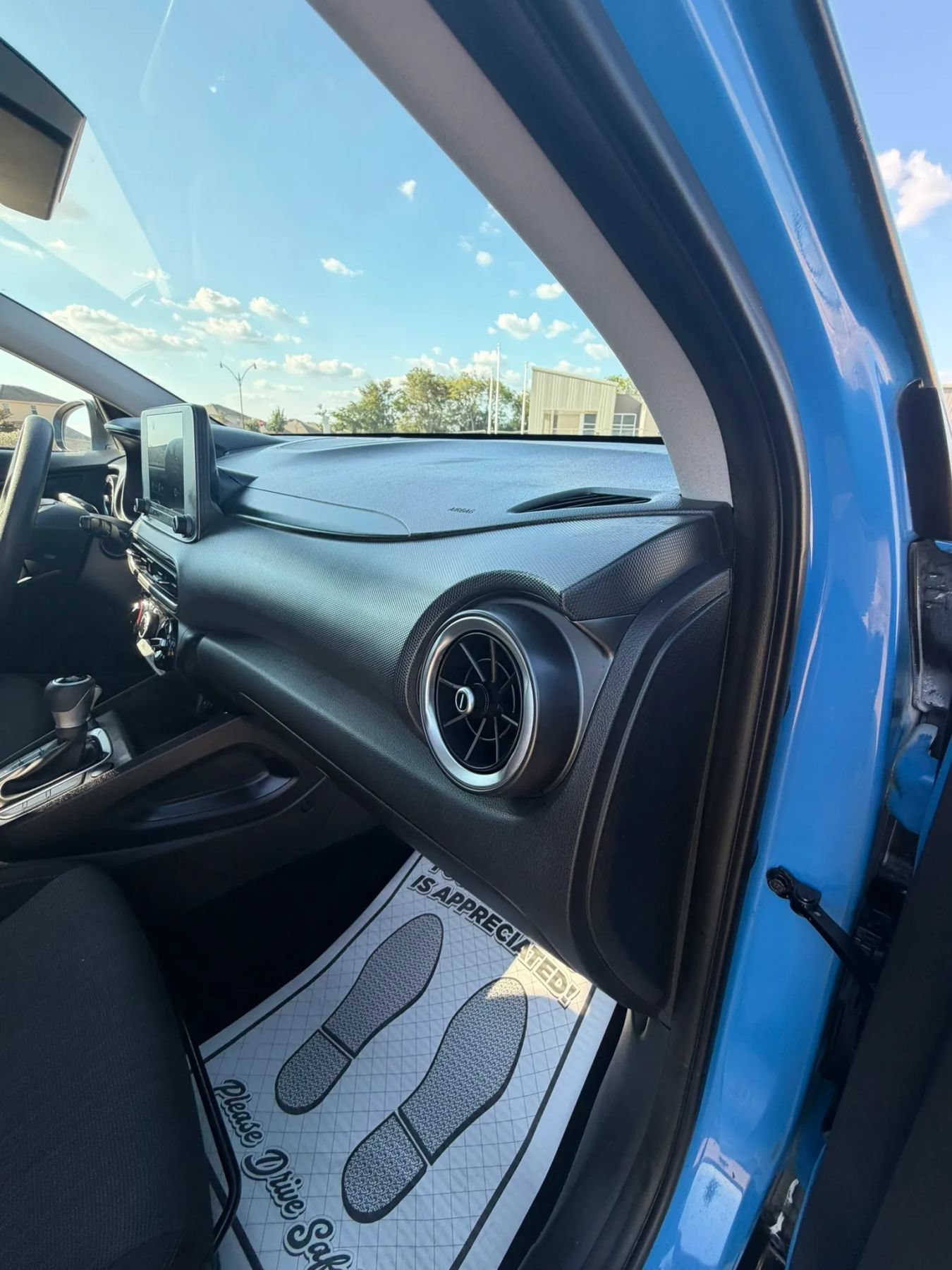 Used 2022 Hyundai Kona SEL w/ Cargo Package FWD image 36