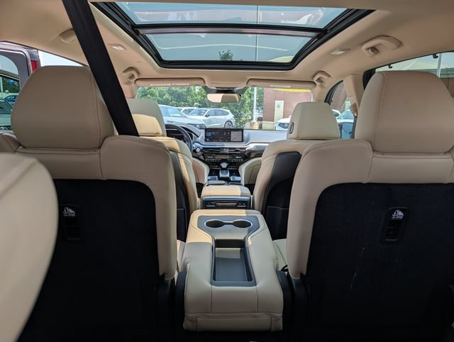 Certified 2022 Acura MDX w/ Technology Package FWD image 11