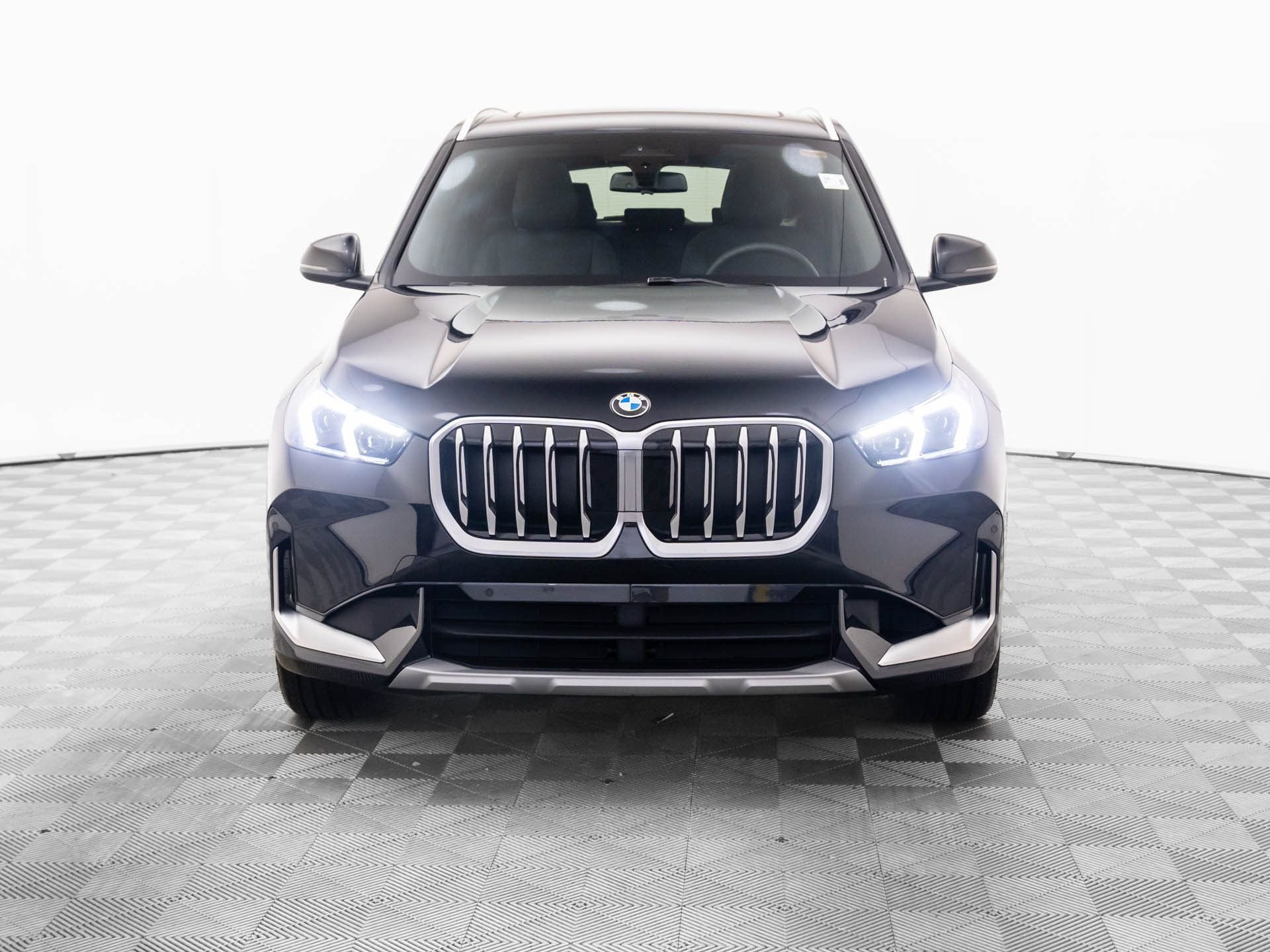New 2026 BMW X1 xDrive28i w/ Convenience Package AWD/4WD image 10