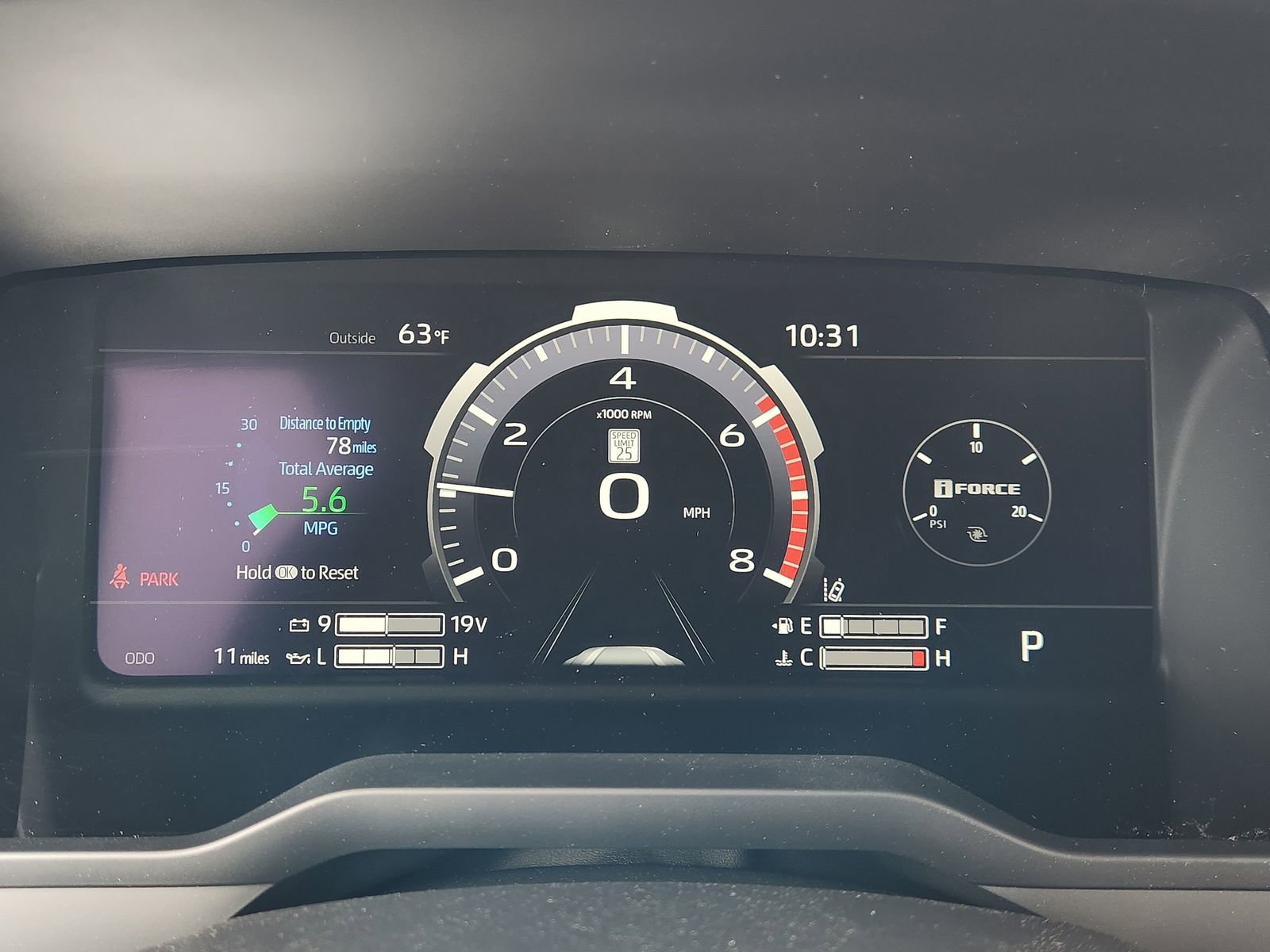 New 2026 Toyota Tundra Platinum AWD/4WD image 17