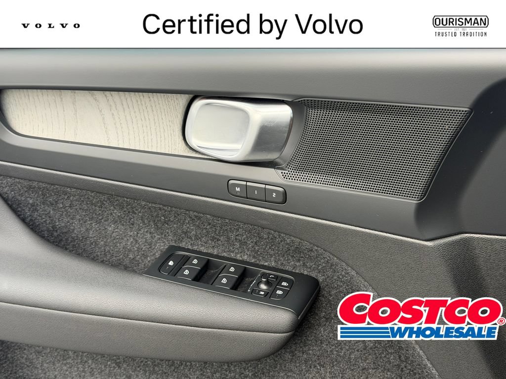 Used 2023 Volvo XC40 B5 Plus w/ Driver Assist Package AWD/4WD image 37