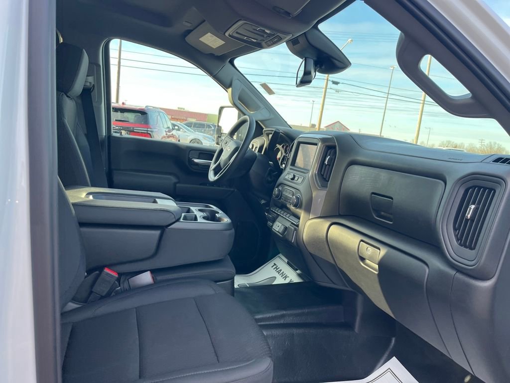 New 2026 Chevrolet Silverado 3500 W/T image 30