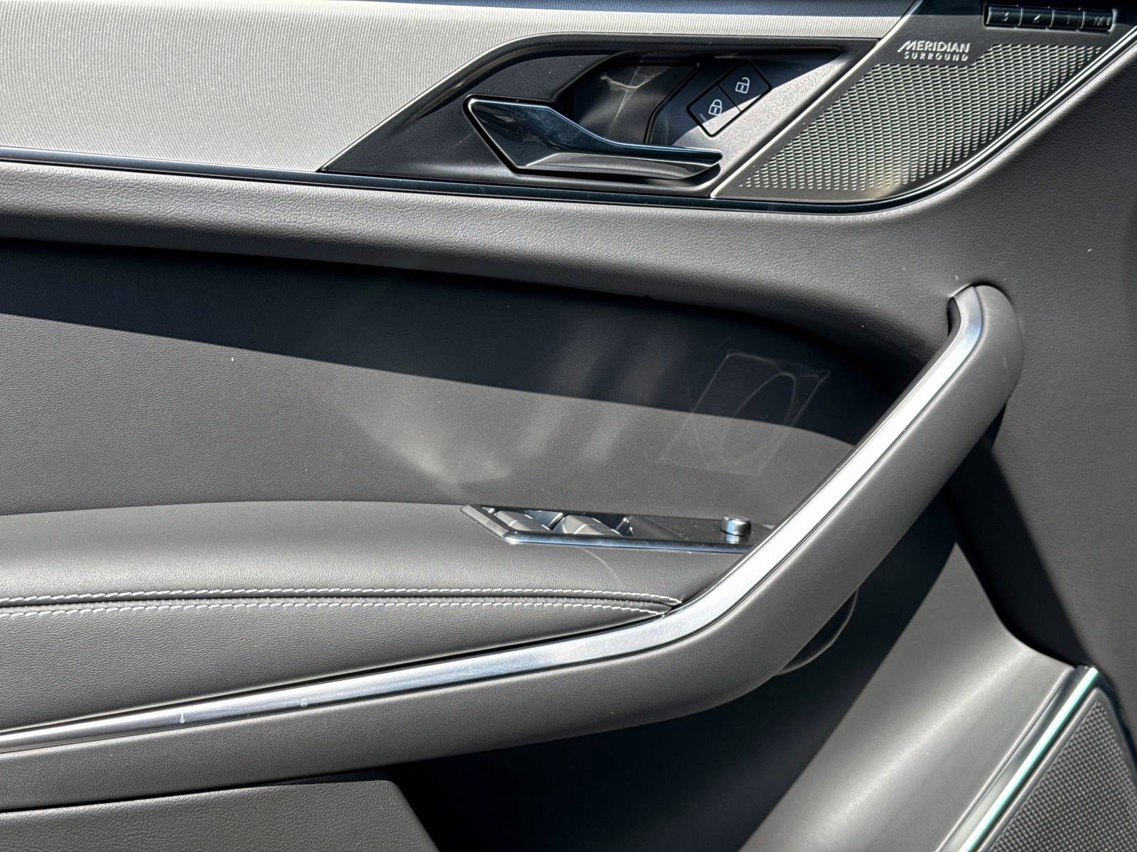 New 2026 Jaguar F-PACE R-Dynamic S image 15