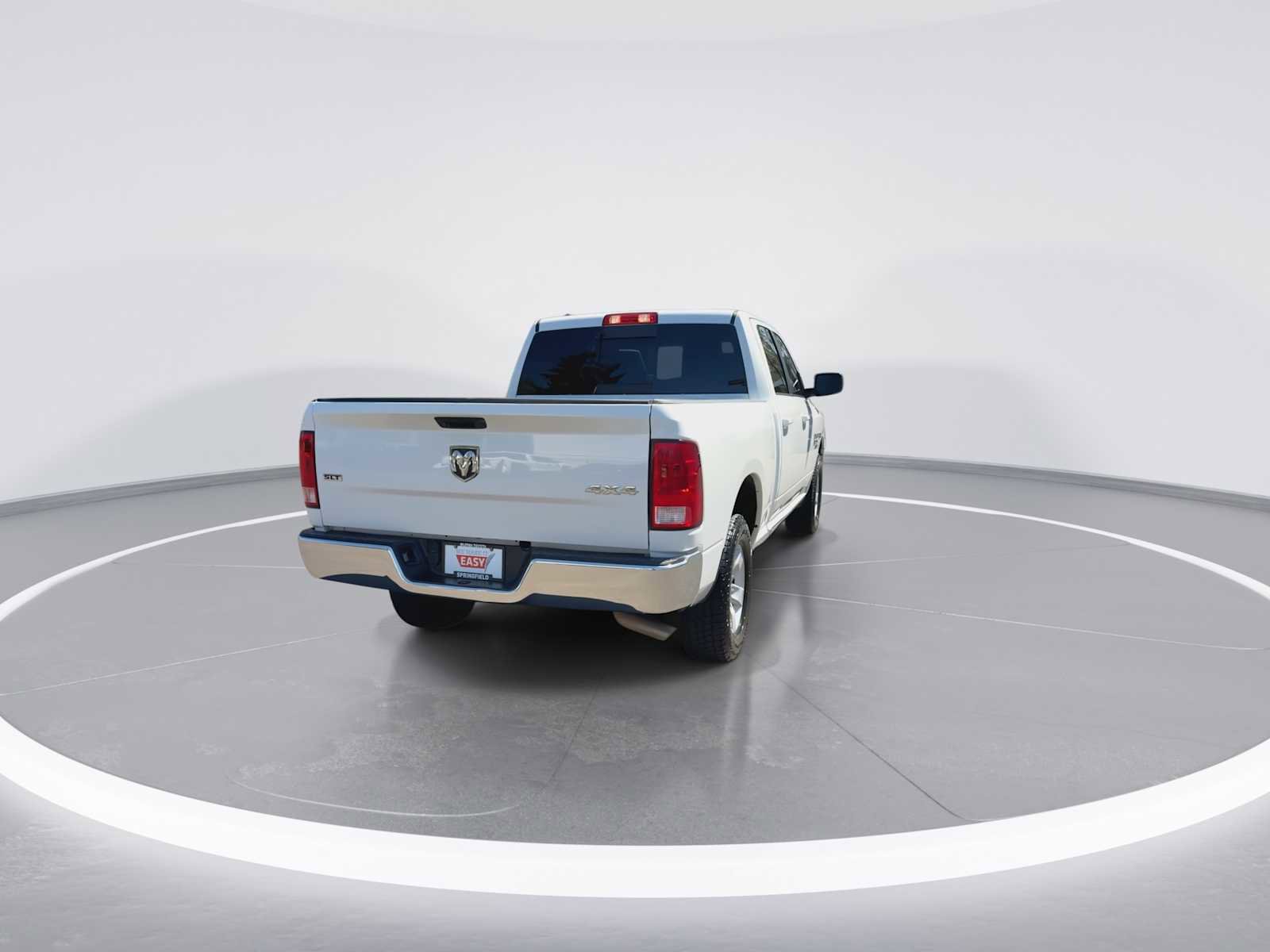 Used 2019 RAM 1500 Classic SLT AWD/4WD image 7