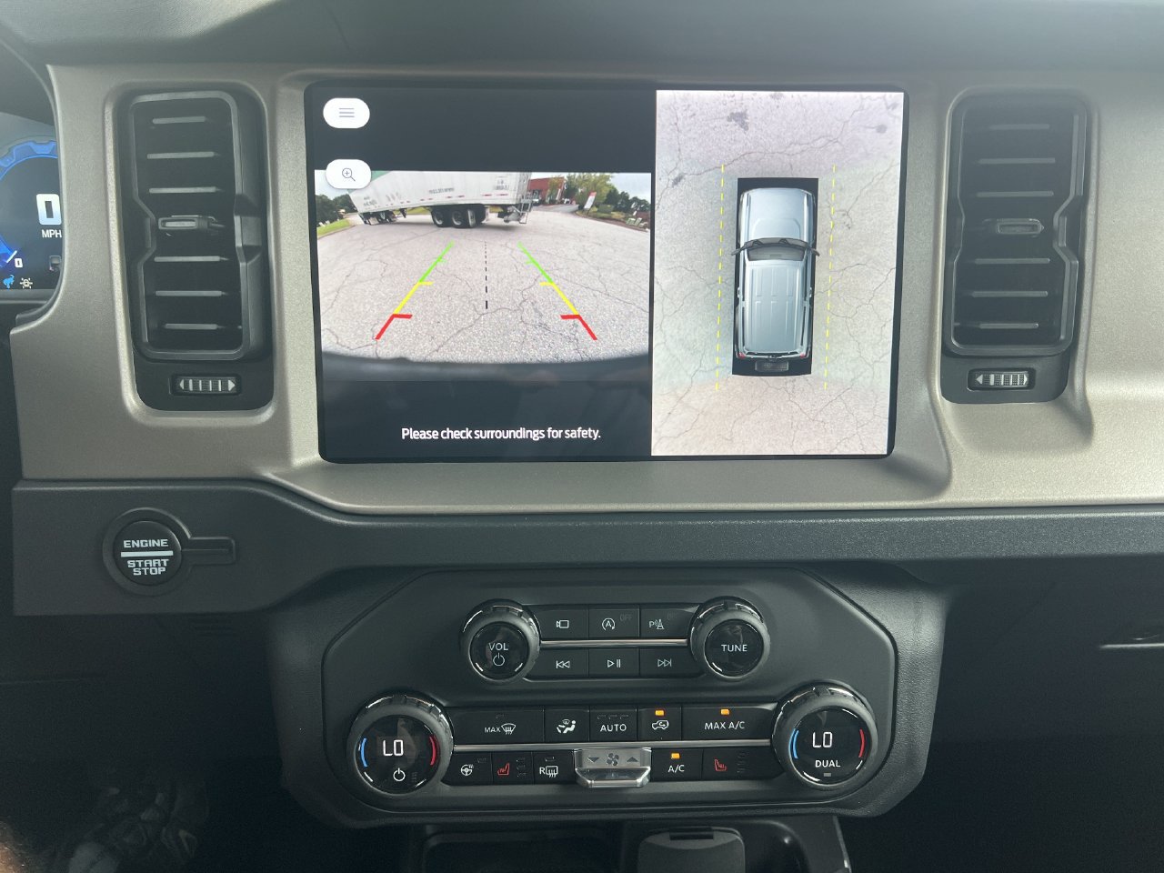 New 2026 Ford Bronco Outer Banks AWD/4WD image 5