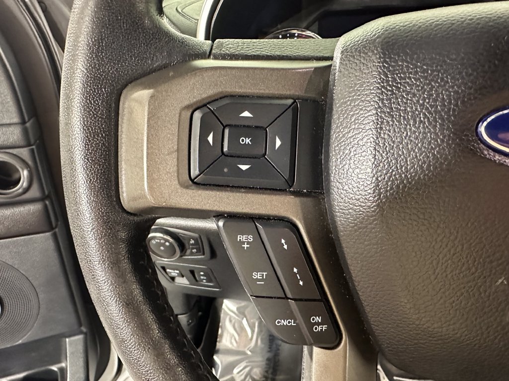 Used 2019 Ford Expedition XLT w/ Equipment Group 202A RWD image 27