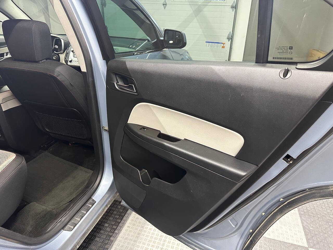 Used 2014 Chevrolet Equinox LT w/ Power Convenience Package image 21