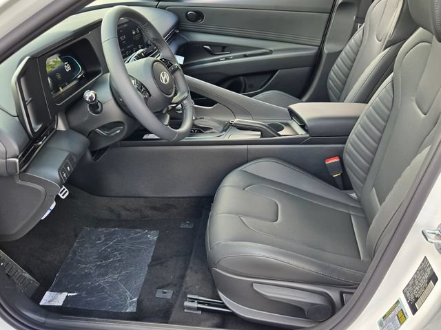 New 2026 Hyundai Elantra SEL Sport FWD image 5