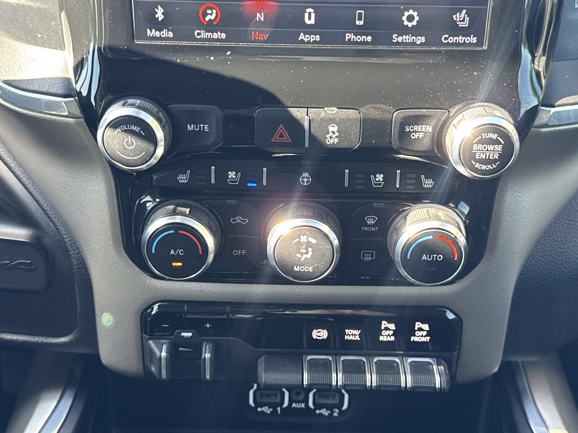 Used 2021 RAM 2500 Laramie AWD/4WD image 19