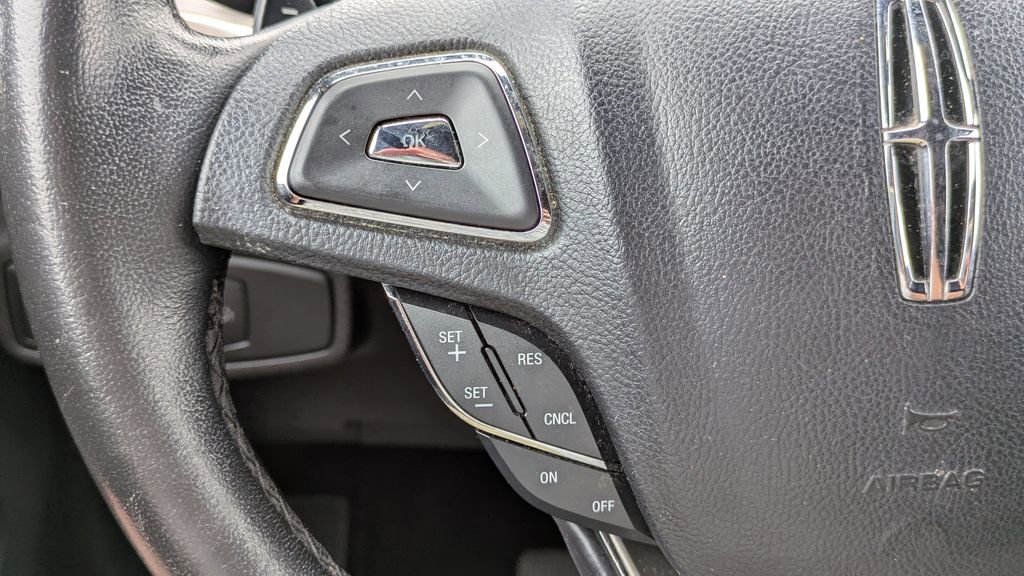 Used 2015 Lincoln MKC FWD image 15