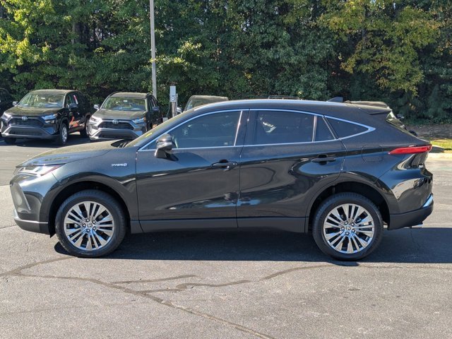 Used 2021 Toyota Venza XLE w/ Softex Package image 4