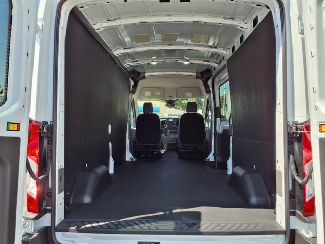 New 2025 Ford Transit 250 148 Medium Roof w/ Load Area Protection Package image 4