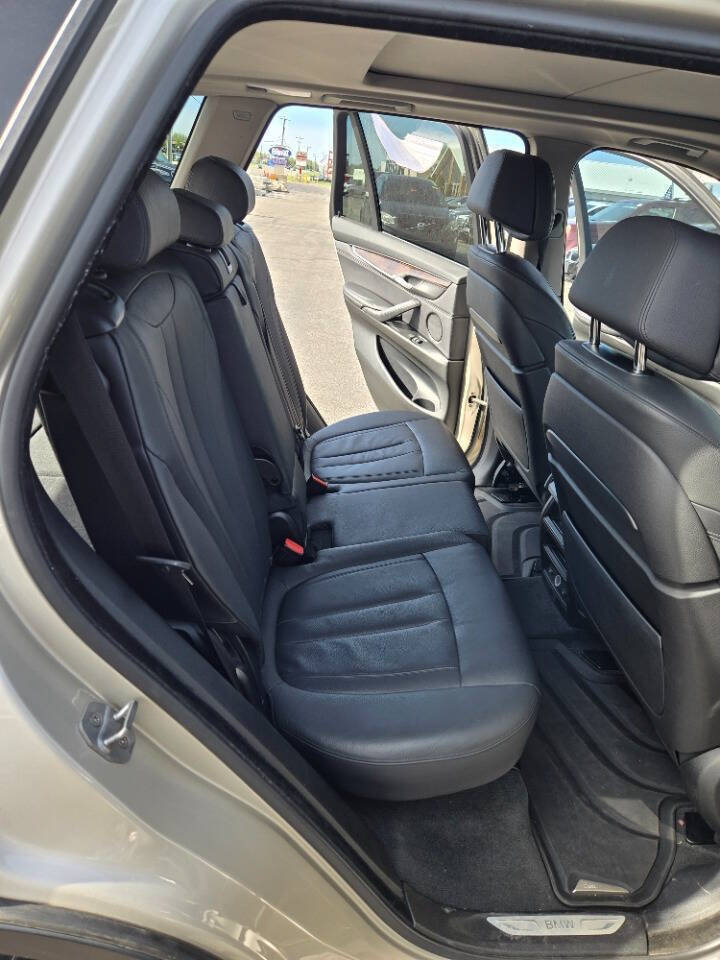 Used 2015 BMW X5 xDrive50i AWD/4WD image 23