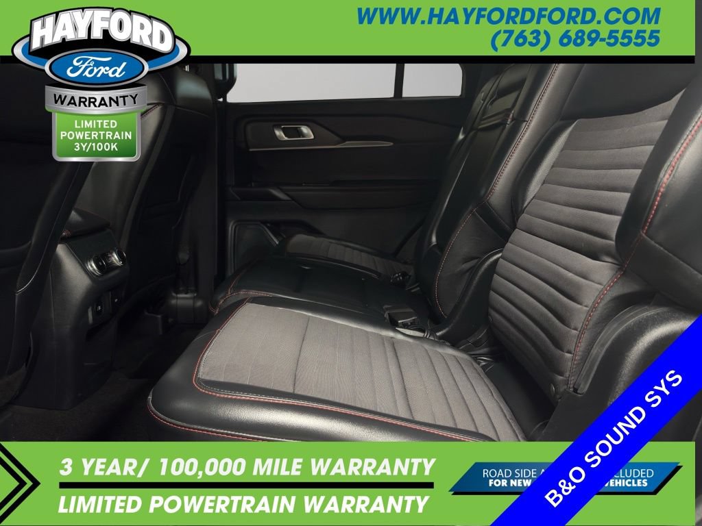 Used 2025 Ford Explorer ST-Line w/ ST-Line Street Pack AWD/4WD image 15