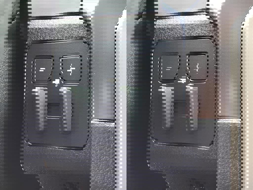 New 2025 Toyota Tacoma SR5 image 21