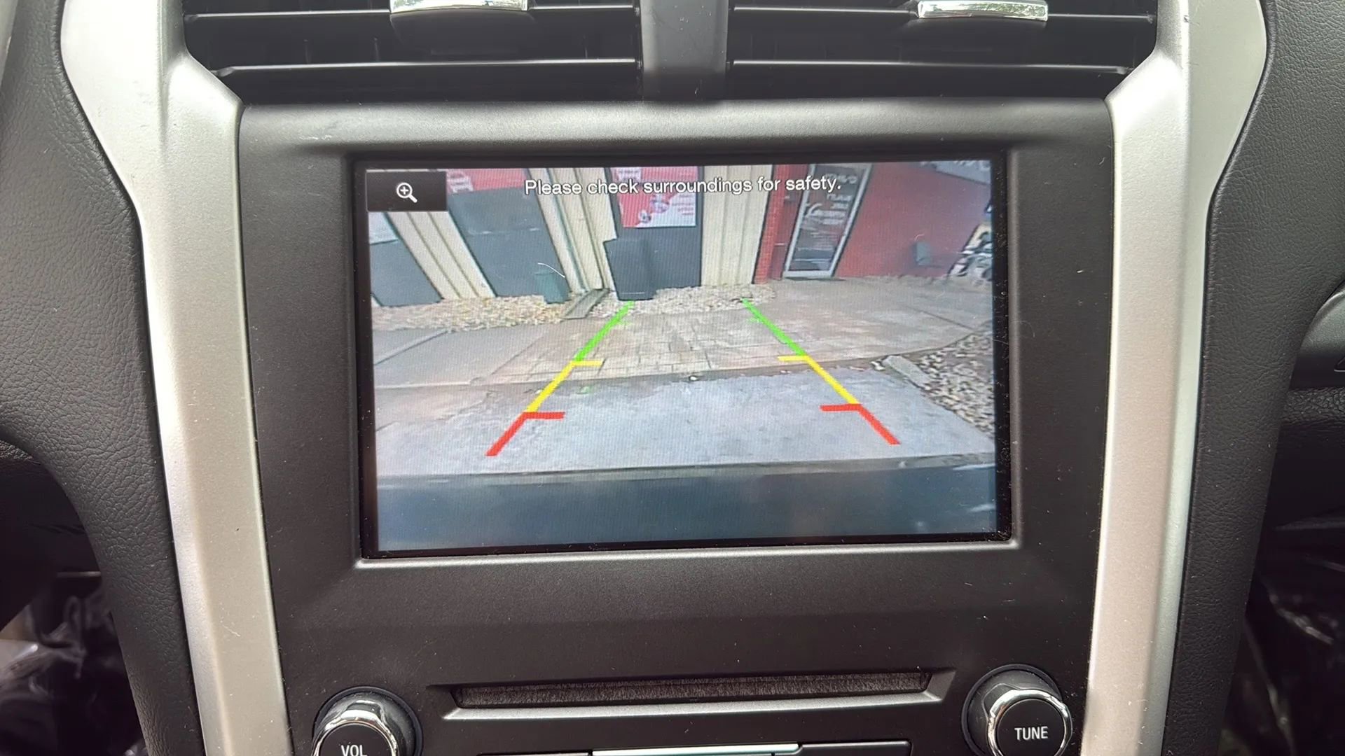Used 2016 Ford Fusion SE FWD image 37