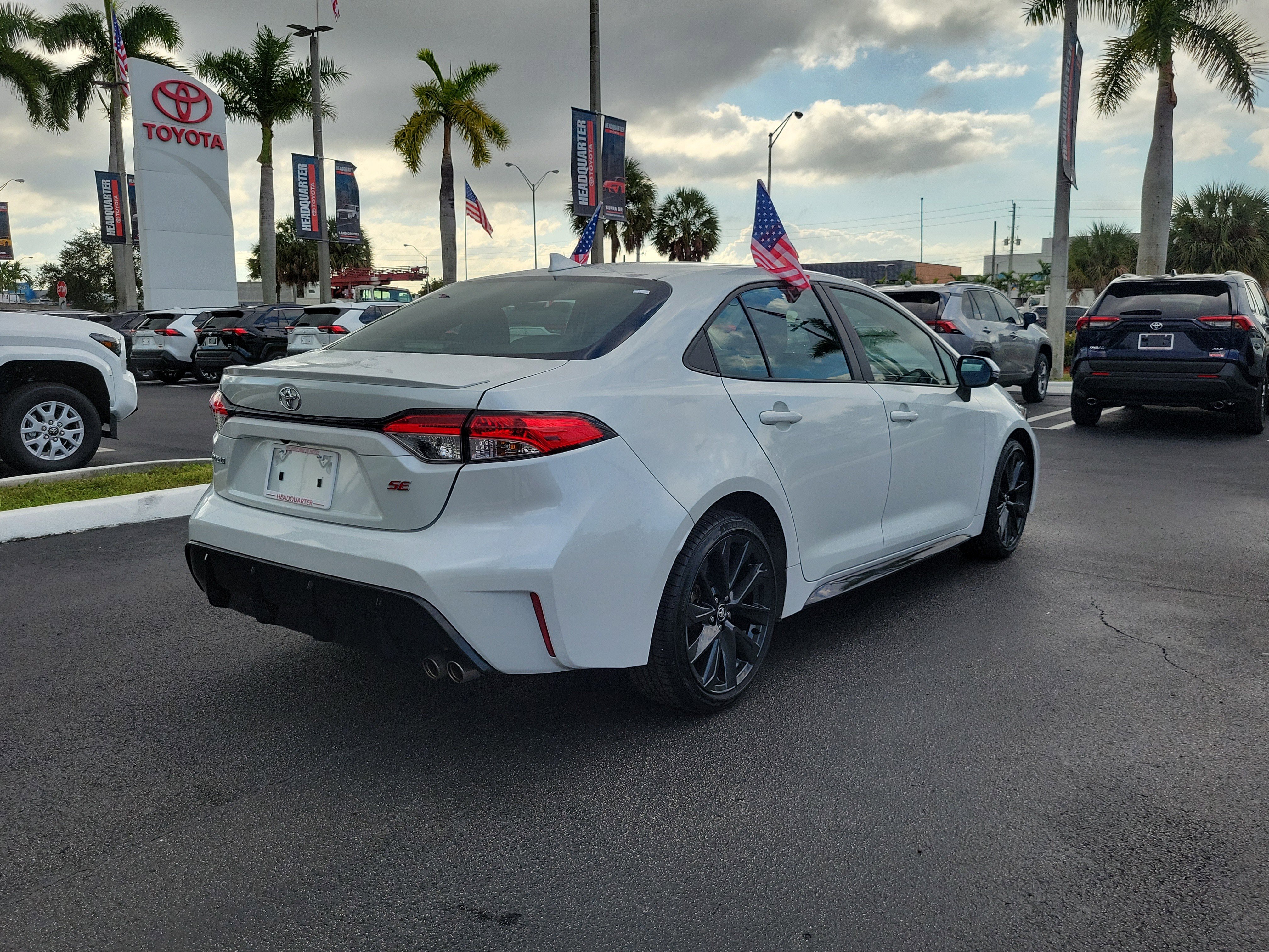 Used 2023 Toyota Corolla SE image 11