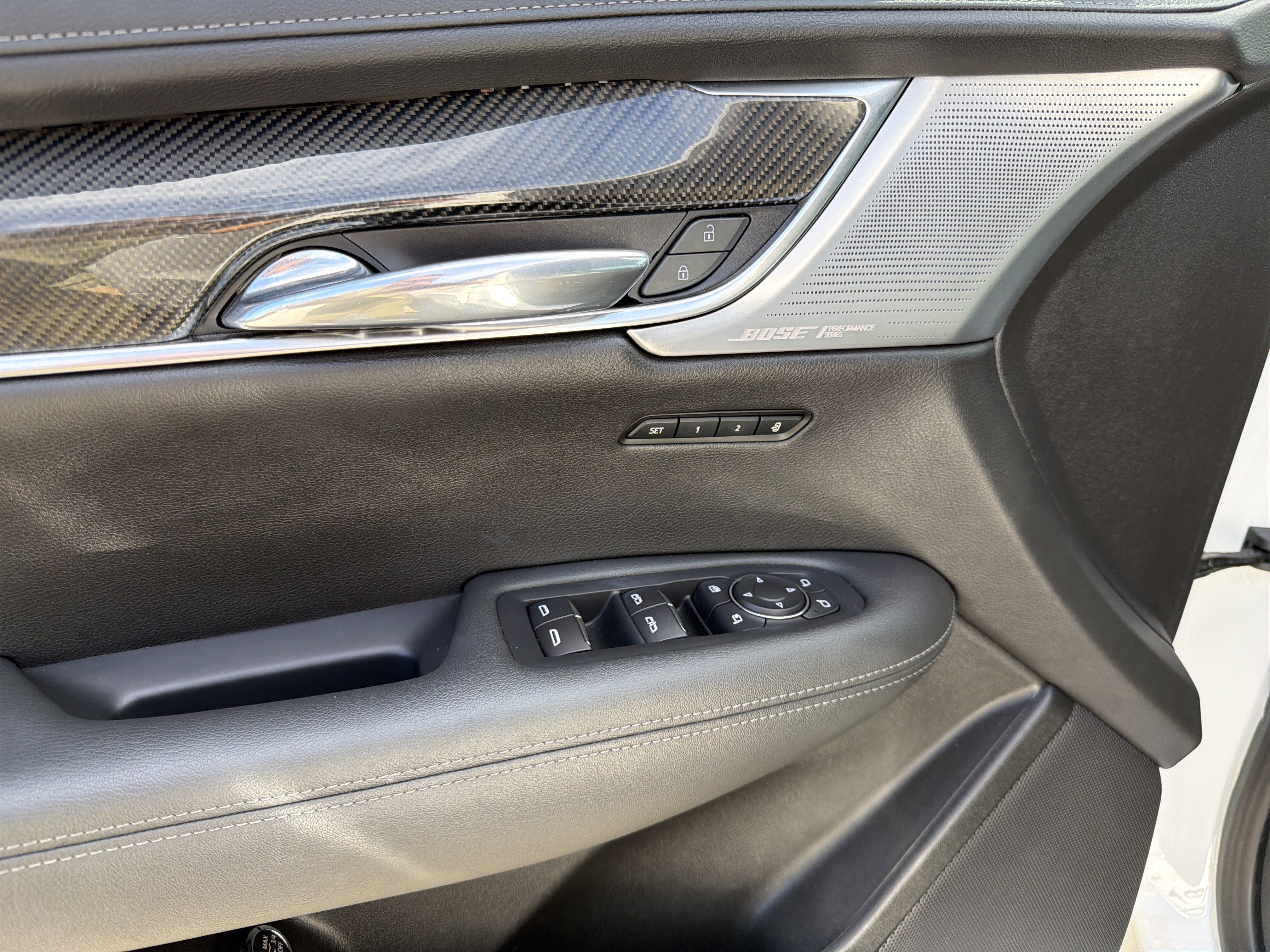 Used 2023 Cadillac XT6 Sport image 13