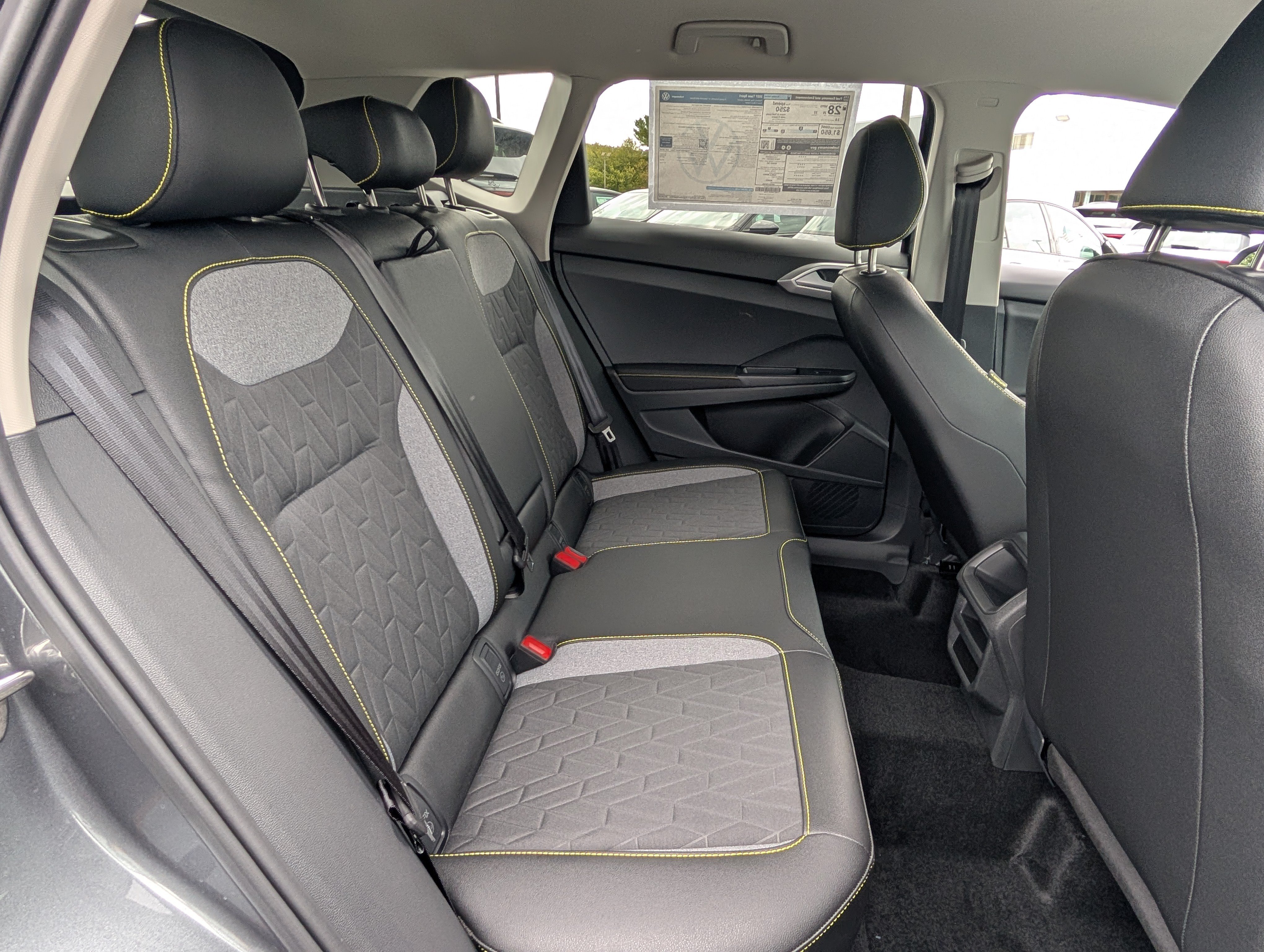 New 2027 Volkswagen Taos Sport AWD/4WD image 10