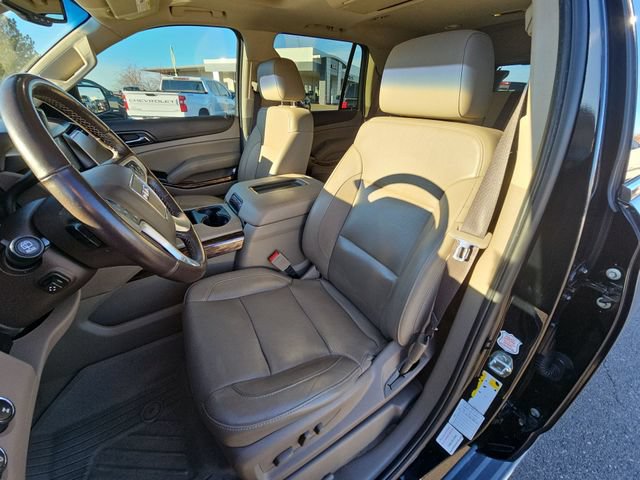 Used 2019 GMC Yukon SLT w/ Open Road Package AWD/4WD image 17